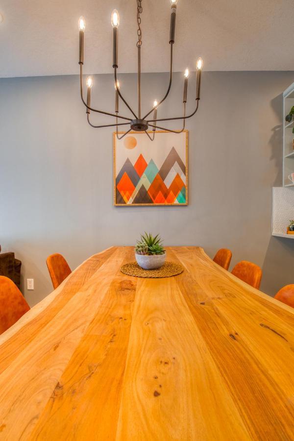 Beautiful Newly Reno 2Bdm 2 Bth Sleep Up To 6 Adults & Kids Mountain View Townhouse Suite Canmore Zewnętrze zdjęcie