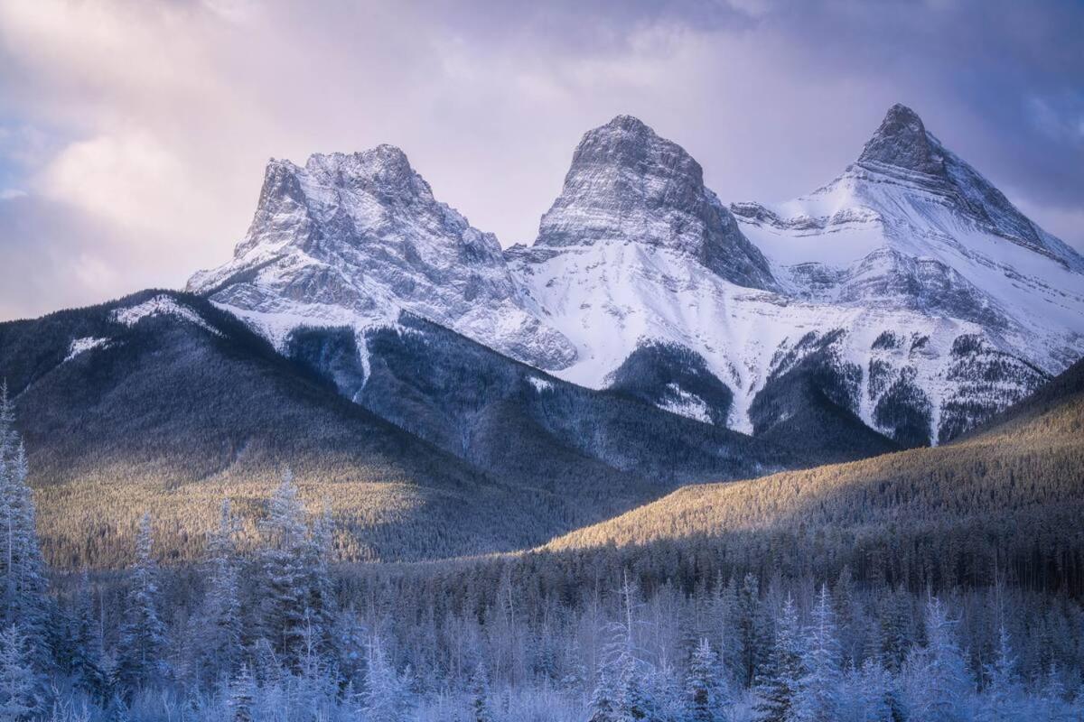 Beautiful Newly Reno 2Bdm 2 Bth Sleep Up To 6 Adults & Kids Mountain View Townhouse Suite Canmore Zewnętrze zdjęcie